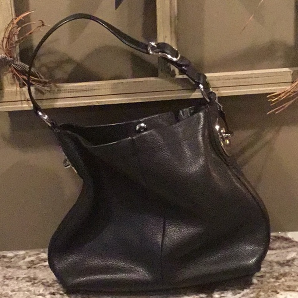 Coach Pebble Leather Hobo No. A1276-F16535  Black